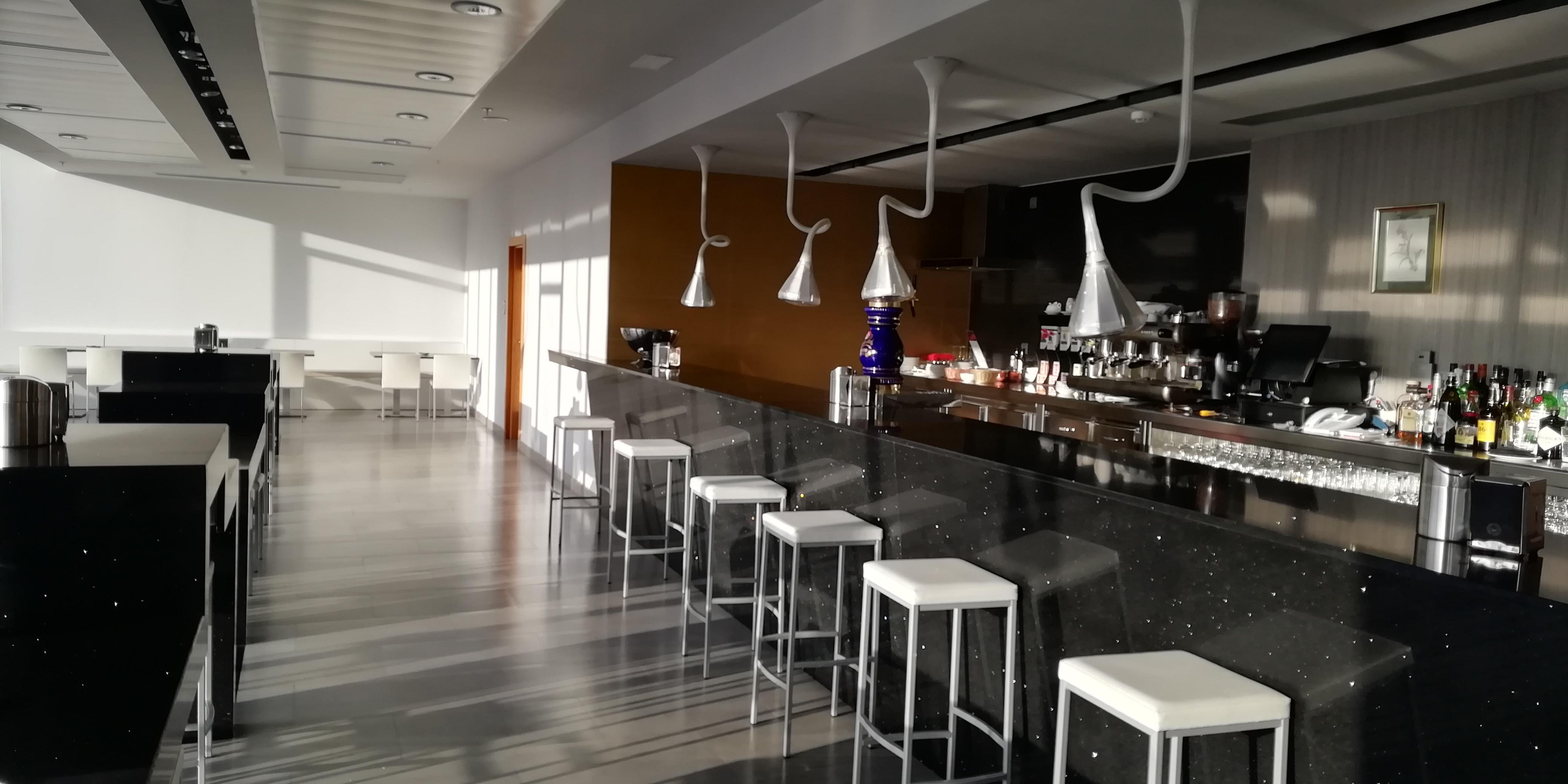 Hotel Ciudad De Ponferrada, Ascend Hotel Collection Extérieur photo