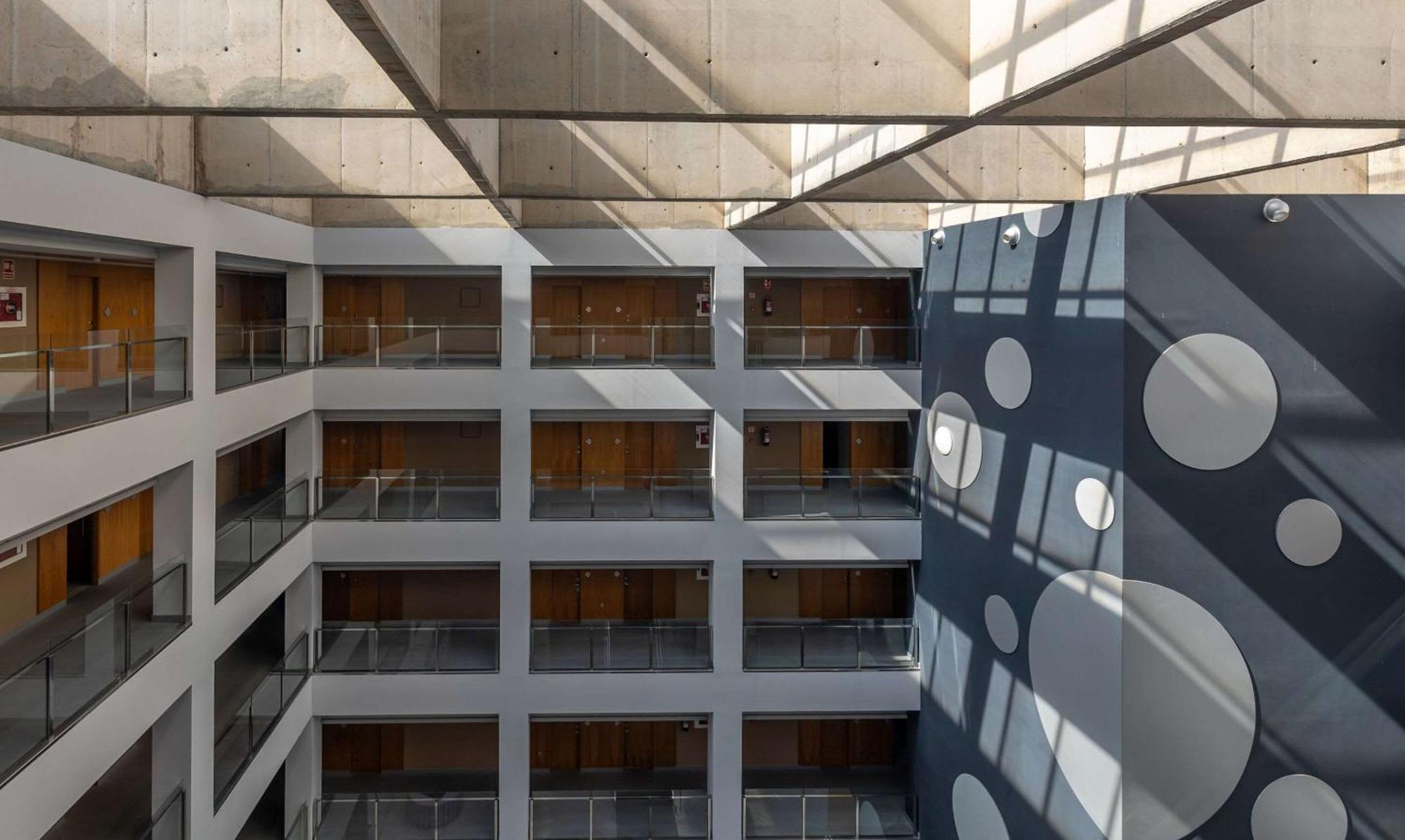 Hotel Ciudad De Ponferrada, Ascend Hotel Collection Extérieur photo